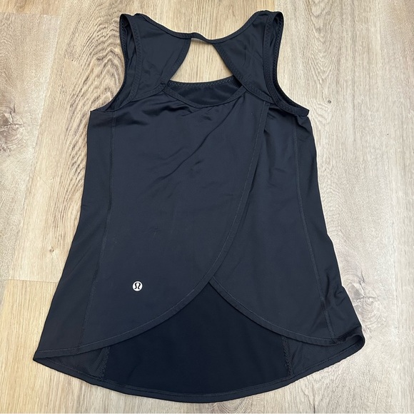 Lululemon Run: Speed Squad Tank Black - Picture 3 of 10